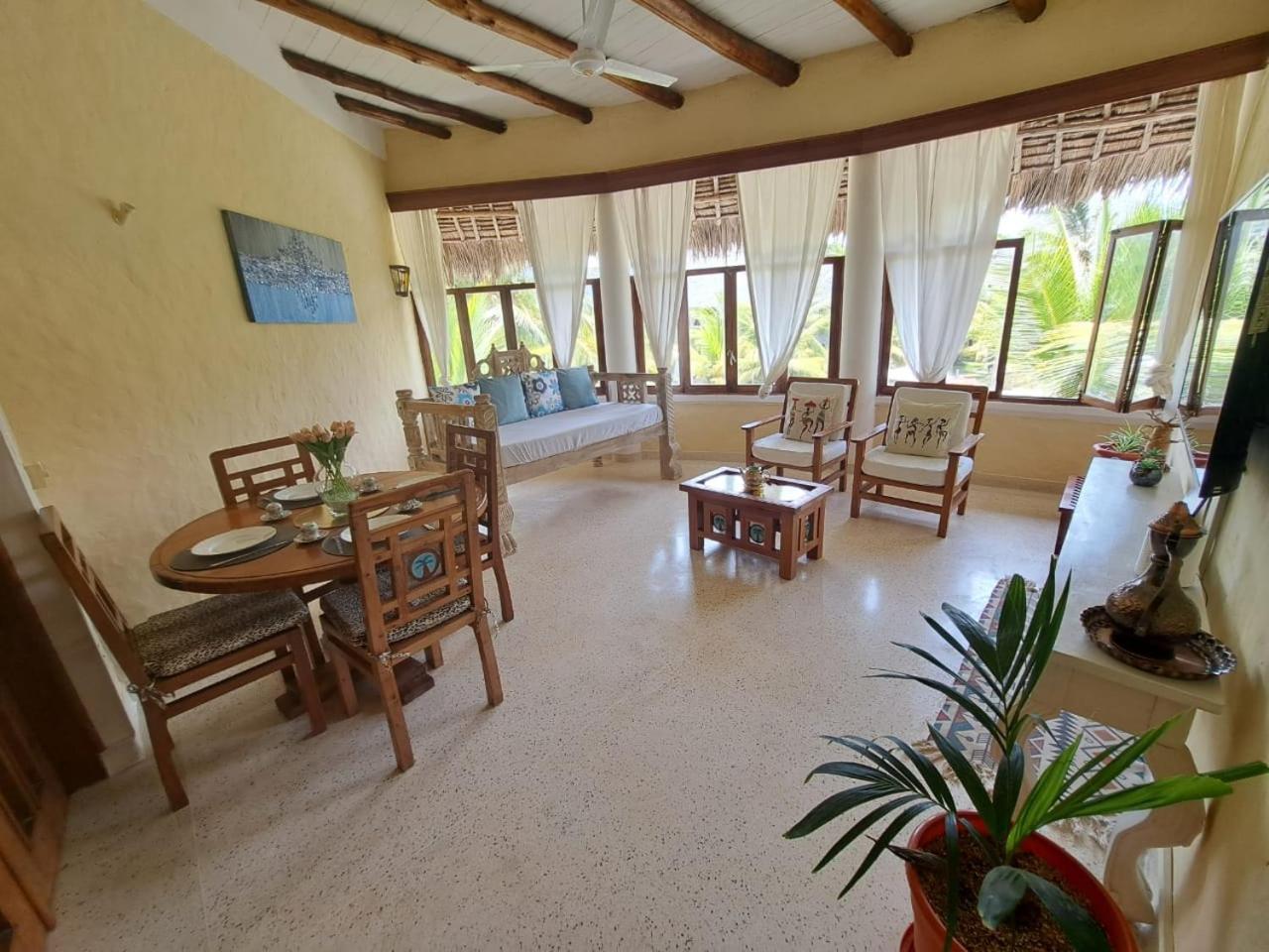Tembo Beach Cottage Malindi Exterior photo